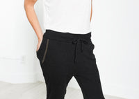 Thumbnail for Highsoft Cropped Sweat in Black